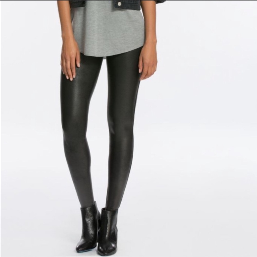 NWT Spanx Faux Leather Legging in M
